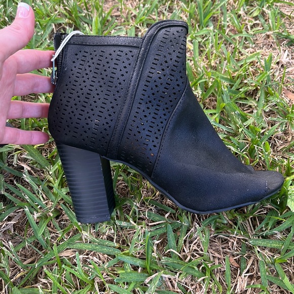 American Eagle Peep Toe Booties - Picture 3 of 5